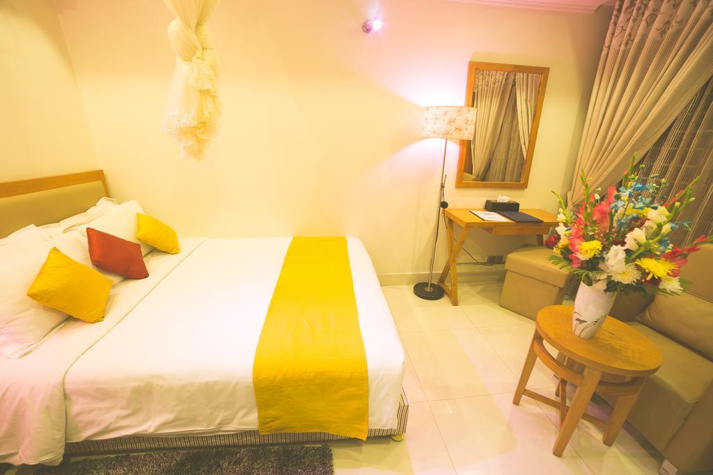 Nascent Gardenia Luxury Suites Dhaka Extérieur photo