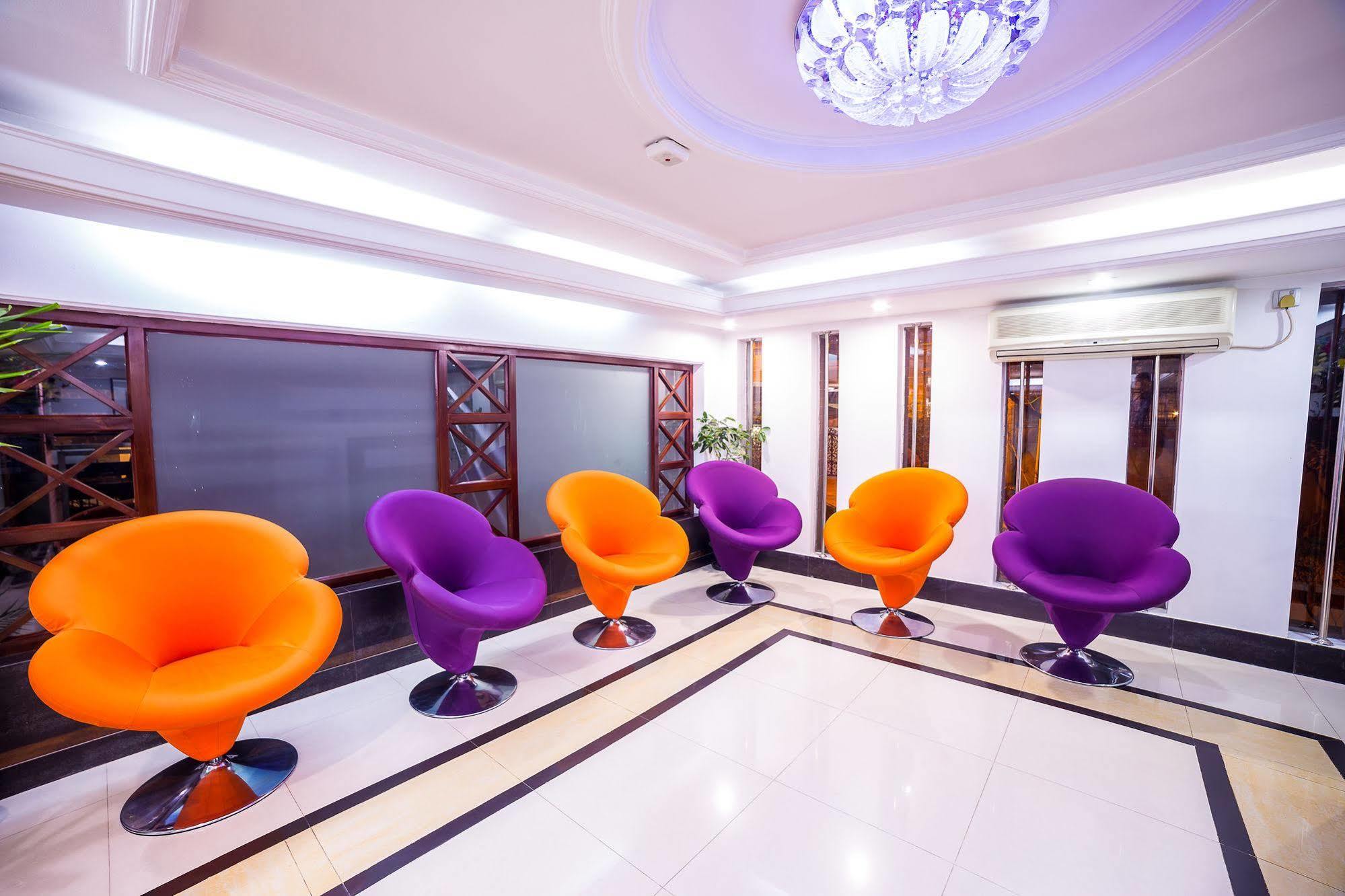 Nascent Gardenia Luxury Suites Dhaka Extérieur photo