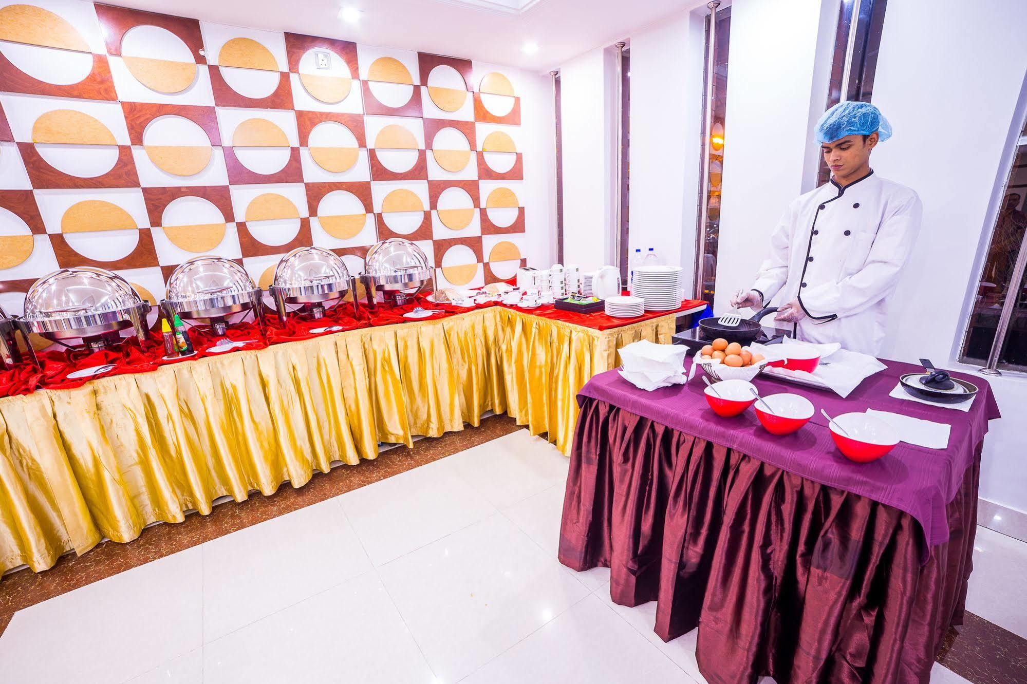 Nascent Gardenia Luxury Suites Dhaka Extérieur photo