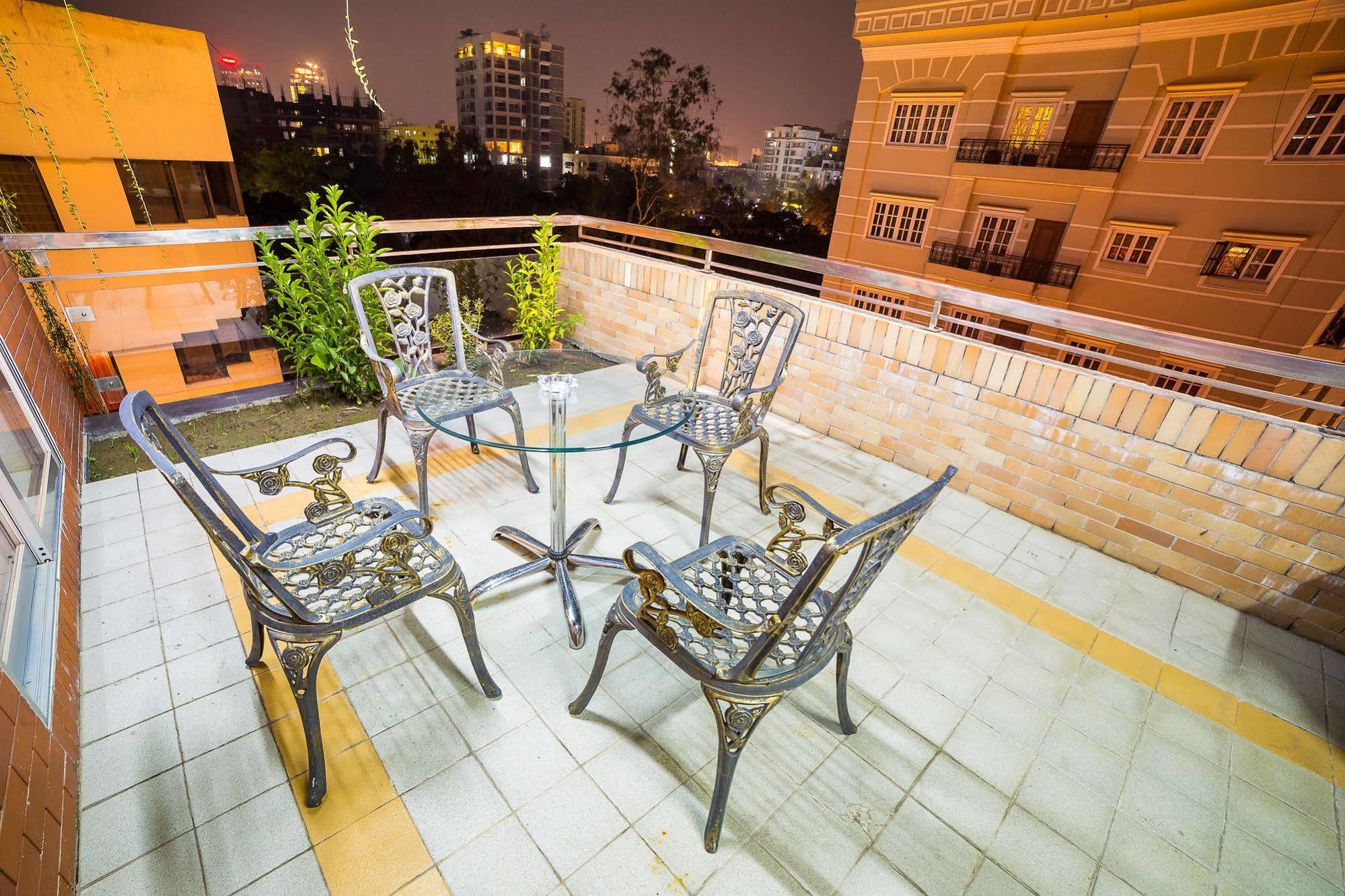 Nascent Gardenia Luxury Suites Dhaka Extérieur photo