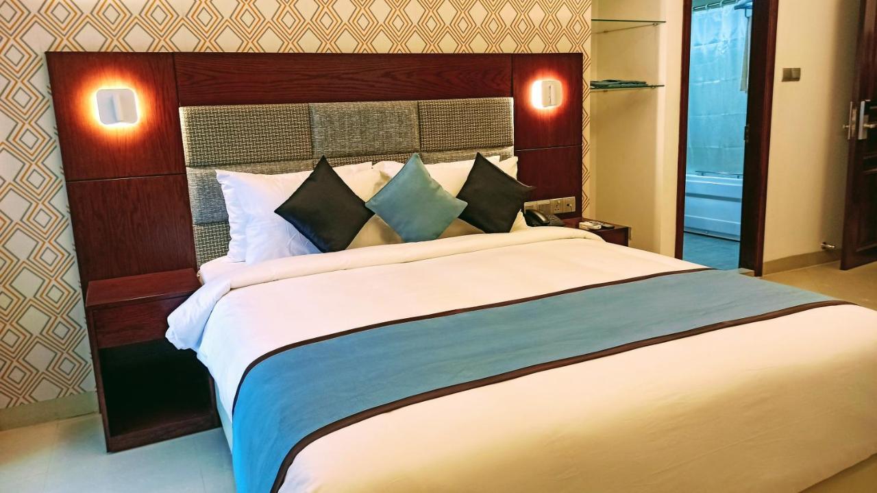Nascent Gardenia Luxury Suites Dhaka Extérieur photo